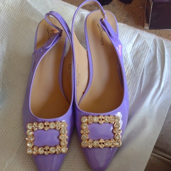 Shoes - Picture 1 of 6